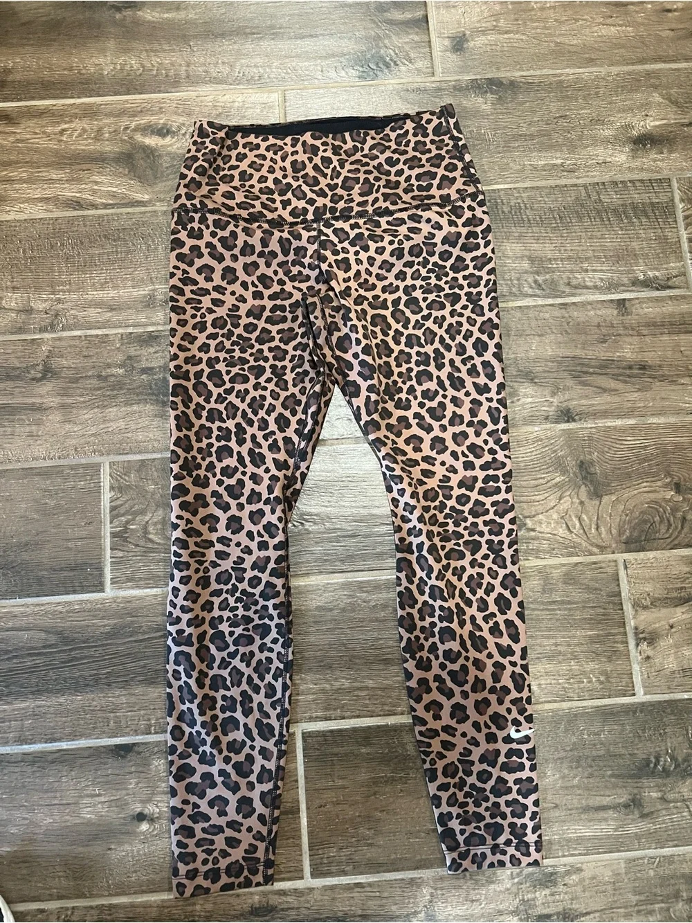 Women’s size M Animal Print Active Leggings - Brown